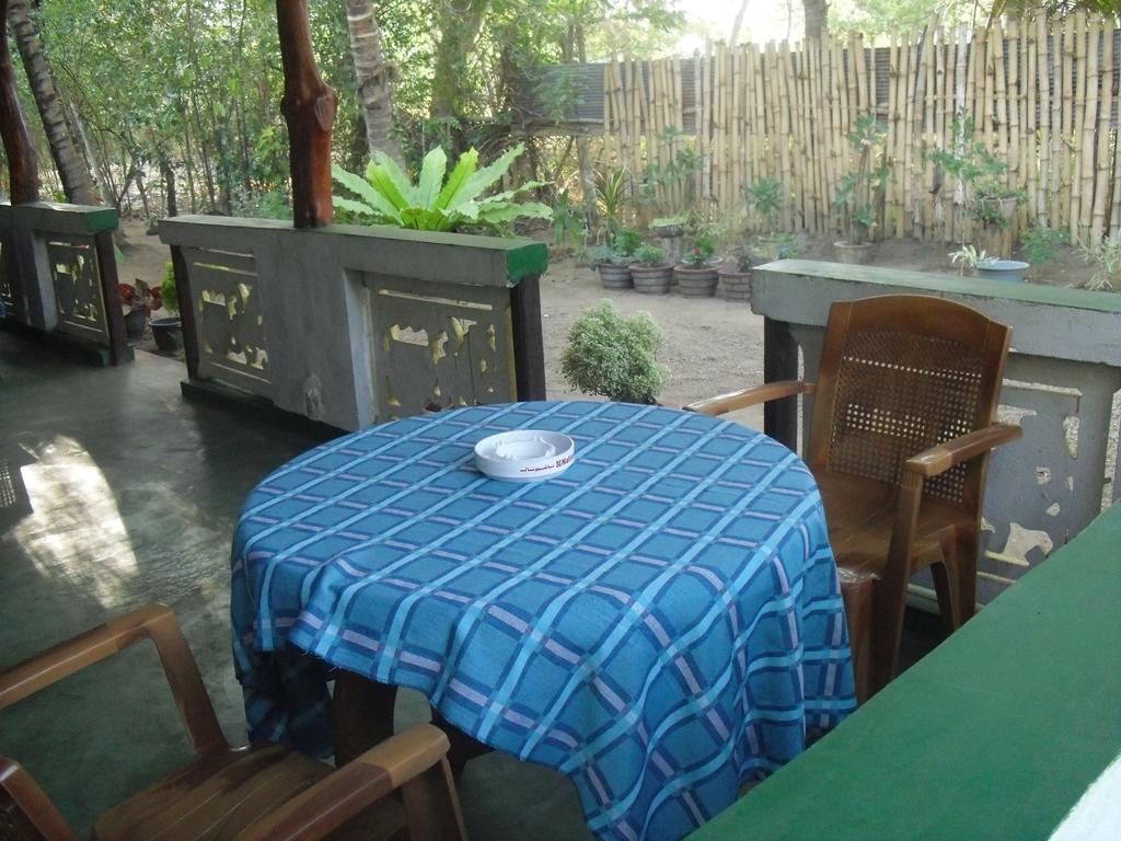 Bandula Home Stay Сигирия Экстерьер фото