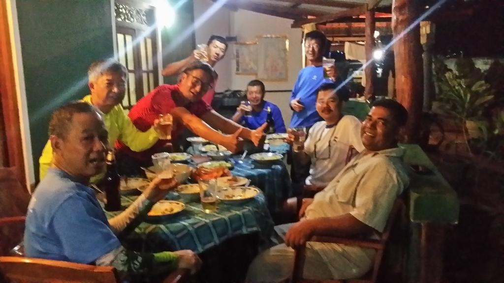 Bandula Home Stay Сигирия Экстерьер фото